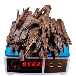 La mejor manera de disfrutar de los beneficios terapéuticos de las virutas de Oud. - Product Image 4