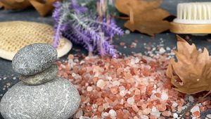 Venta al por mayor de sal rosa del Himalaya de calidad superior, suministro a granel de Vietnam, artesanías de sal de estilo amor natural talladas al mejor precio - Product Image 2
