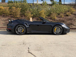 Porsche 911 Turbo 2024 d'occasion en excellent état - Product Image 4