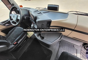 2020 <b>Mercedes</b> <b>Actros</b> 1846 Tractor Unit 4x2 Diesel Cummins FAST Gearbox Automatic Transmission Left Hand Steering Euro 6 Used - Product Image 2
