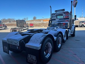 Camion benne basculante d'occasion INTERNATIONAL 6x4 2026, moteur diesel 10 cylindres >450ch, caméra arrière 360°, écran tactile, automatique - Product Image 3