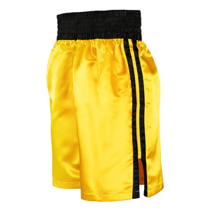 Pantalones cortos de boxeo personalizados hechos en fábrica amarillos 100% poliéster hasta la rodilla con pretina elástica y rayas laterales - Product Image 3