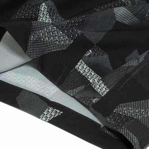 Nuevos pantalones cortos clásicos de gimnasio para hombre, de secado rápido, con múltiples bolsillos, estilo informal, cómodos, con cintura elástica, para entrenamientos y correr. - Product Image 6