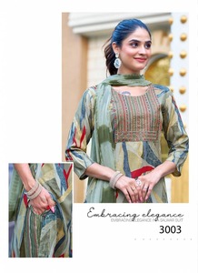 ชุด georgette kurti ของผู้หญิงชุดชาติพันธุ์ที่ทันสมัยสวมใส่สบายกางเกงที่เข้ากันฟรีริ้วรอยแห้งเร็วย้อนกลับได้ - Product Image 6