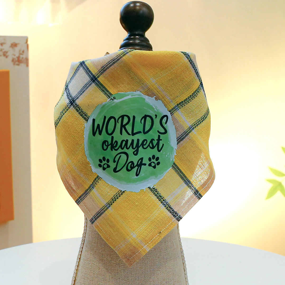 สีเหลือง