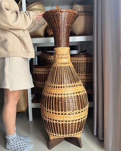 Vase tissé en bambou et rotin fabriqué à la main fabriqué au Vietnam matériau écologique pour la décoration intérieure et la décoration de la vaisselle en gros - Product Image 6