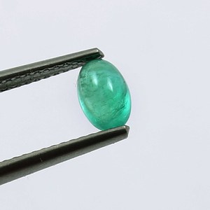 Cabochon ovale émeraude naturelle 0.40Cts belle couleur verte bonne qualité pierre précieuse en vrac émeraude zambienne taille 6x4.2MM pour bague - Product Image 3