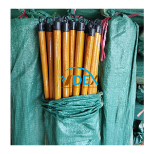 Palo de escoba de madera de eucalipto vietnamita Mango de escoba natural y juego de recogedor en nuevo color con embalaje de bolsa - Product Image 5
