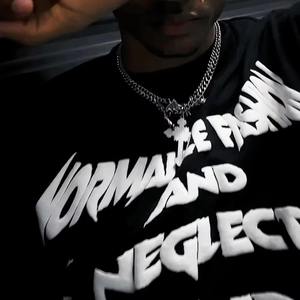 T-shirt noir pour homme, coupe ample et confortable, écologique, respirant, style urbain, mode streetwear - Product Image 6