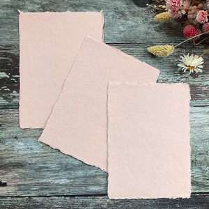 Papier de coton recyclé blush fait à la main UV et offset imprimé style féerique paquet de 5 feuilles pour cadeau - Product Image 4
