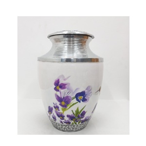 Urna de cremación de Metal de estilo americano personalizable Premium, latón hecho a mano para cenizas humanas adultas y exhibición conmemorativa - Product Image 5