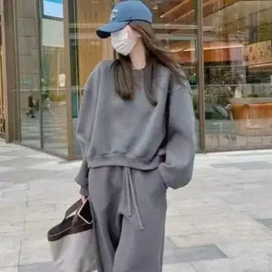 Conjunto deportivo de dos piezas para mujer, sudadera holgada de primavera y otoño, ropa para correr, estilo Hong Kong, moda para estudiantes - Product Image 3