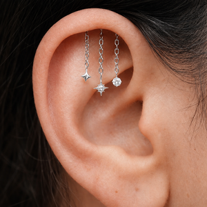 Boucles d'oreilles clous géométriques en or rose avec zircon, opale, diamant et perle pour mariage, fête et fiançailles - Product Image 4