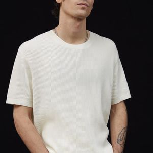 T-shirt en coton doux et respirant pour hommes avec logo/impression de texte OEM ODM T-shirt à options de style décontracté et sportif - Product Image 5