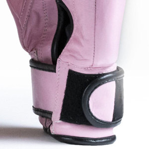 ถุงมือชกมวยผู้ชายรุ่นใหม่ล่าสุด ขายดีที่สุด ปรับขนาดได้ หนังแท้ น้ำหนักเบา สวมใส่ง่าย ราคาประหยัด สำหรับฝึกซ้อม - Product Image 6