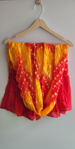 Bandhani Dupatta con borde de hoja de espejo dorado Ropa festiva étnica - Product Image 3