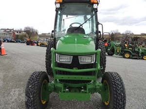 Tracteur à chenilles JOHHN 2024 pour 4066R 40 HP avec moteur et boîte de vitesses - Product Image 5