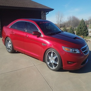 FORD TAURUS SHO-MRT 2010 USADO, Volante a la Izquierda/Derecha - Product Image 1
