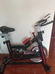 Gimnasio pulsómetro integrado y resistencia ajustable de alta intensidad Extreme Fit Bicicleta Indoor - Product Image 4
