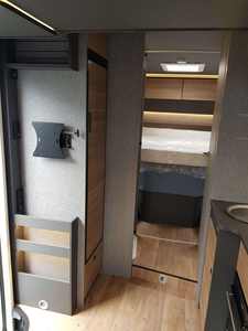 Remolque de Viaje Familiar Ajustable de Lujo De Thleffs Trend 2024, para 4-6 Pasajeros, Emisión Euro 5, Uso Doméstico - Product Image 4