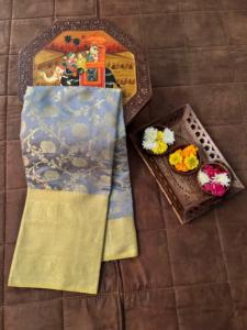 Jyothika Saree à la mode indien du nord et du sud bicolore avec chemisier en tissu Zardosi doux et sexy pour les mariages - Product Image 4