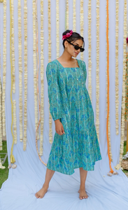 เดรสผู้หญิงพิมพ์ลายดอกไม้หรูหรา, เดรสทรงหลวมยาวคลุมเข่าใส่สบายพิมพ์ลาย - Product Image 3