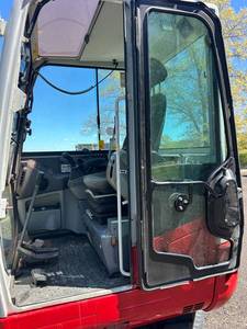 รถขุดขนาดเล็กแบบตีนตะขาบ สภาพดี ปี 2019 ยี่ห้อ Takeuchi รุ่น TB260 พร้อมบุ้งกี๋ขนาด 0.12 ลบ.ม. สำหรับงานก่อสร้าง ฟาร์ม และจัดสวน - Product Image 5