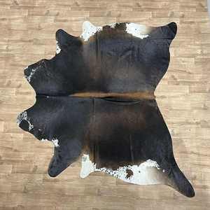 Fournisseurs / Commerçants de qualité supérieure de peaux de vache fendues de qualité supérieure, peaux brutes salées à sec pour ceintures, canapés, sacs à main et meubles - Product Image 3