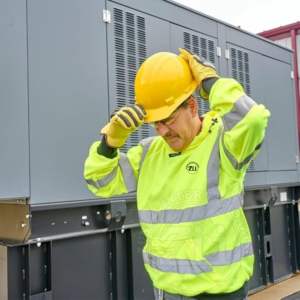 Vêtements de travail Sweat à capuche de sécurité Trafic Veste réfléchissante personnalisée Usine directe Extérieur Séchage rapide Vêtements de sécurité de protection solaire - Product Image 3