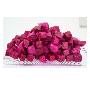 Cubes de fruits du dragon rouge congelés 100% fruits tropicaux naturels du Vietnam qualité d'exportation, goût sucré et juteux - Product Image 2