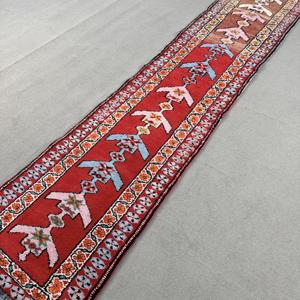 Tapis turc Herki 2,5 x 11,2 pieds, tapis oriental vintage rouge en laine - Product Image 2