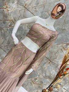 Ensemble traditionnel gris crème en fausse Georgette Lehenga Choli Prêt-à-porter à volants de style poisson coupé pour les mariages Cocktails - Product Image 5