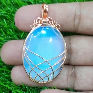 Vente en gros de collier pendentif arbre de vie en opalite fil de cristal naturel enroulé de pierre cadeaux de fantaisie à vendre - Product Image 4