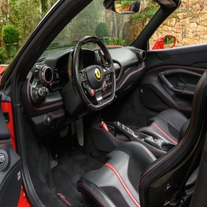 Alerte Offre Exceptionnelle! Ferrari F8 Spider 2021 Super Propre, 710 ch, V8 Bi-Turbo, Rosso Corsa, Cabriolet de Luxe - Product Image 4