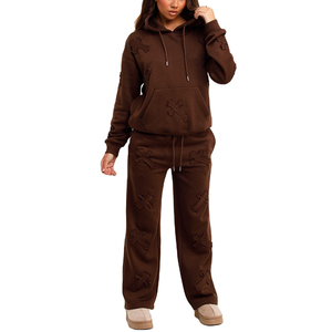 Chándal de Jogger para mujer diseñado con rayas laterales hecho para la moda de entrenamiento de gimnasio y trajes casuales de todos los días - Product Image 2