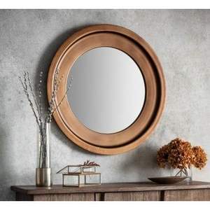 Marco de espejo de pared de madera con acabado marrón hecho a mano por artesanos para ofrecer un auténtico encanto rústico a los espacios interiores del hogar - Product Image 2