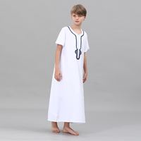 Jubba islamique pour enfants, robe saoudienne pour la prière, tenue quotidienne respirante, thobe musulman pour garçons, manches courtes, col en V brodé, kaftan