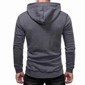 เสื้อฮู้ดและเสื้อสเวตเชิ้ตผู้ชาย คอสูง ผ้าฟลีซ ปักลายและประดับลูกปัด ผ้าฝ้าย 100% ปรับแต่งได้ ระบายอากาศดี เหมาะสำหรับใส่ลำลองในฤดูหนาว - Product Image 6