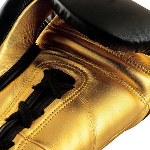 Gants de boxe en cuir véritable Fermeture à lacets Nouveau design Compétition professionnelle Gants de boxe de combat à usage intensif OEM - Product Image 6