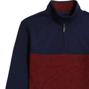 Sudaderas deportivas de golf con cremallera de un cuarto, diseñadas con tela suave y flexible que ofrece un rendimiento cálido y cómodo para los atletas. - Product Image 5