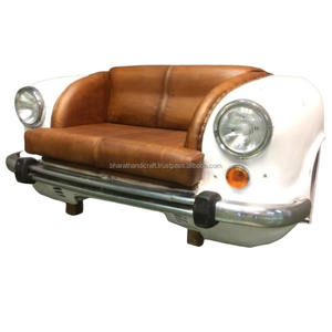 Canapé industriel pour voiture Ambassador, conçu pour les intérieurs d'inspiration vintage, offrant un design de sièges au style automobile distinctif - Product Image 3