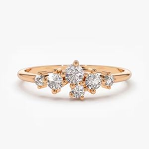 Bague en Moissanite Ronde de 1 Carat avec Grappe - Product Image 2