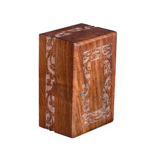 Urne en bois faite à la main pour les cendres - Product Image 1