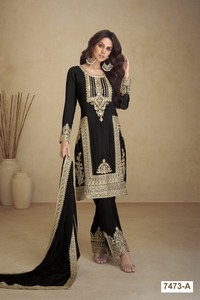 Vêtements pakistanais en tissu Georgette de qualité supérieure les plus vendus ensemble de costumes Salwar Kameez à vendre du fournisseur en gros - Product Image 3