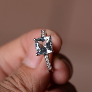 Anillo de compromiso y promesa de Aguamarina natural para mujer, joyería fina de plata con corte de cojín Vintage para boda y fiesta - Product Image 1