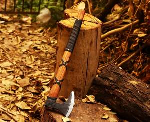 Hacha de doble cabeza de acero al carbono de primera calidad para una división eficiente de leña y trabajo al aire libre con hacha Ragnar con Funda de cuero - Product Image 5