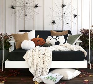 Fundas de cojines bohemios cuadrados hechos a mano de Halloween de mano aterradora de lujo para decoración de fiesta de Halloween a los mejores precios hechos en la India - Product Image 6