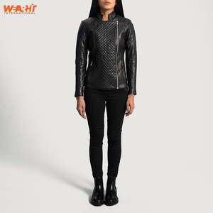 Veste de motard en cuir véritable vintage respirante matelassée pour femme, noire, coupe ajustée, élégante, fermeture éclair asymétrique, de qualité supérieure - Product Image 4
