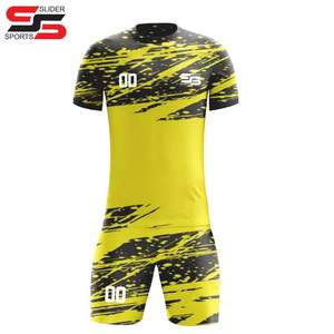 Camiseta de fútbol de poliéster de diseño personalizado para club sublimado completo, kit de uniforme de fútbol al por mayor - Product Image 3