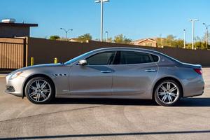 Maserati Quattroporte S Q4 Gran Lusso 2017, moteur V6 biturbo de 3,0 litres, transmission intégrale, très bien équipé, non modifié - Product Image 2